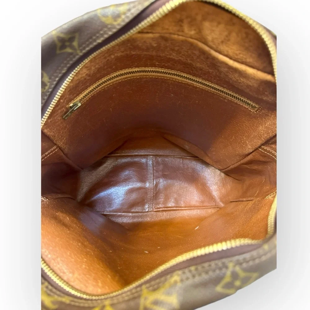 LOUIS VUITTON 1982 Monogram Marceau GM Messenger Crossbody Bag